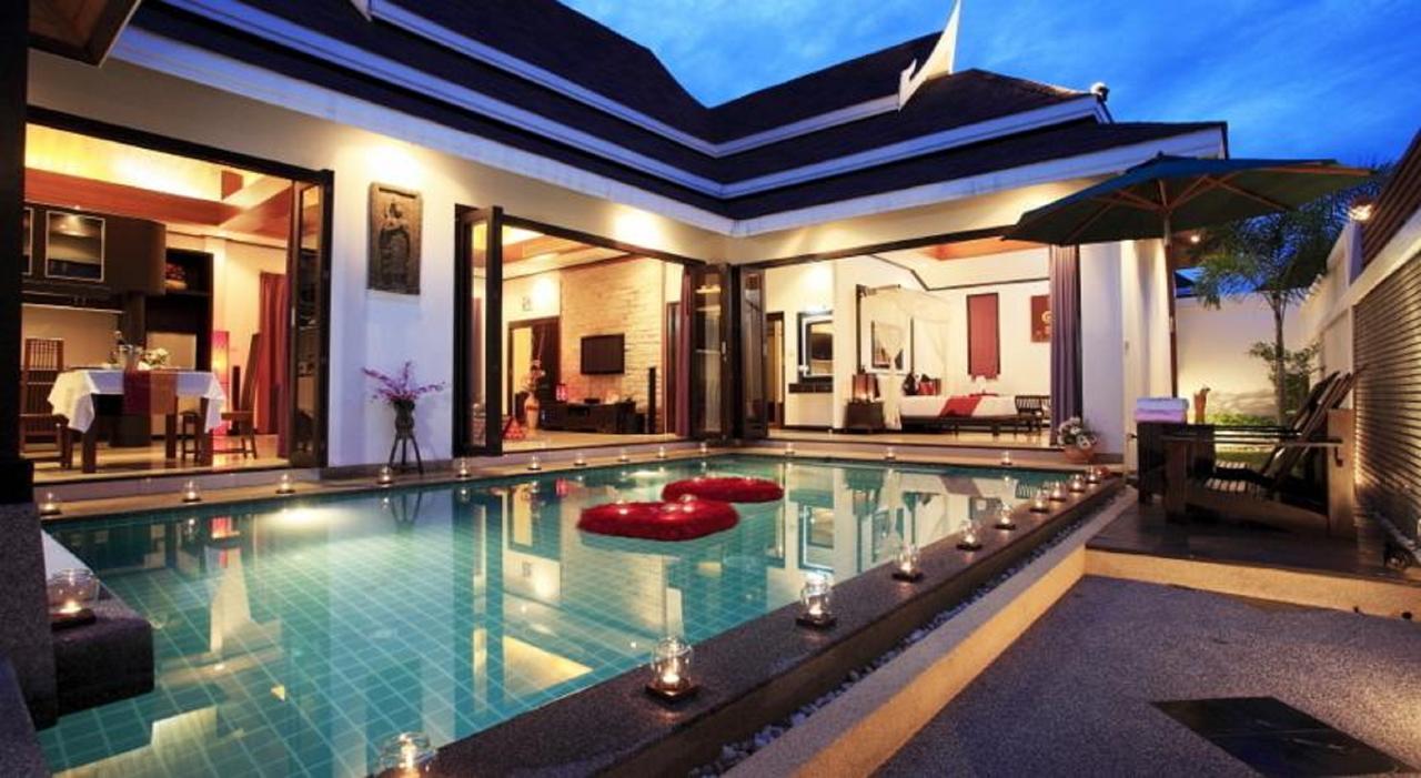 The Iris Pool Villa Rawai Chambre photo