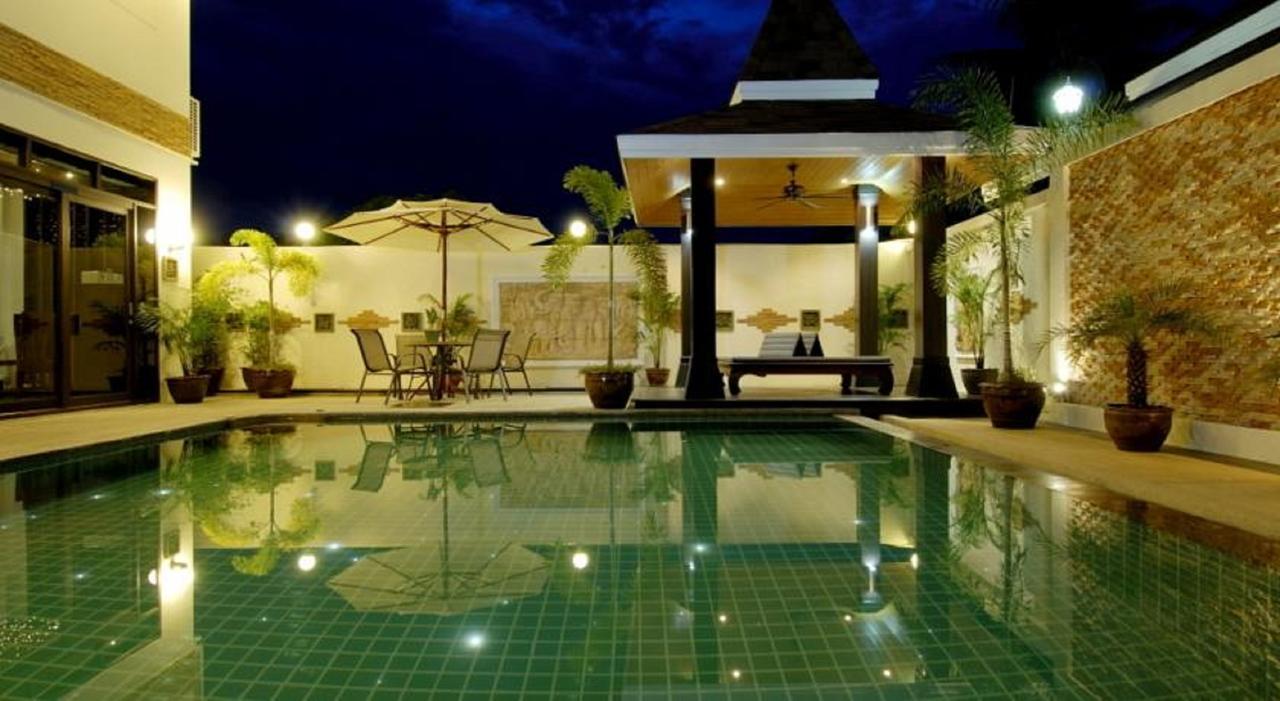 The Iris Pool Villa Rawai Chambre photo