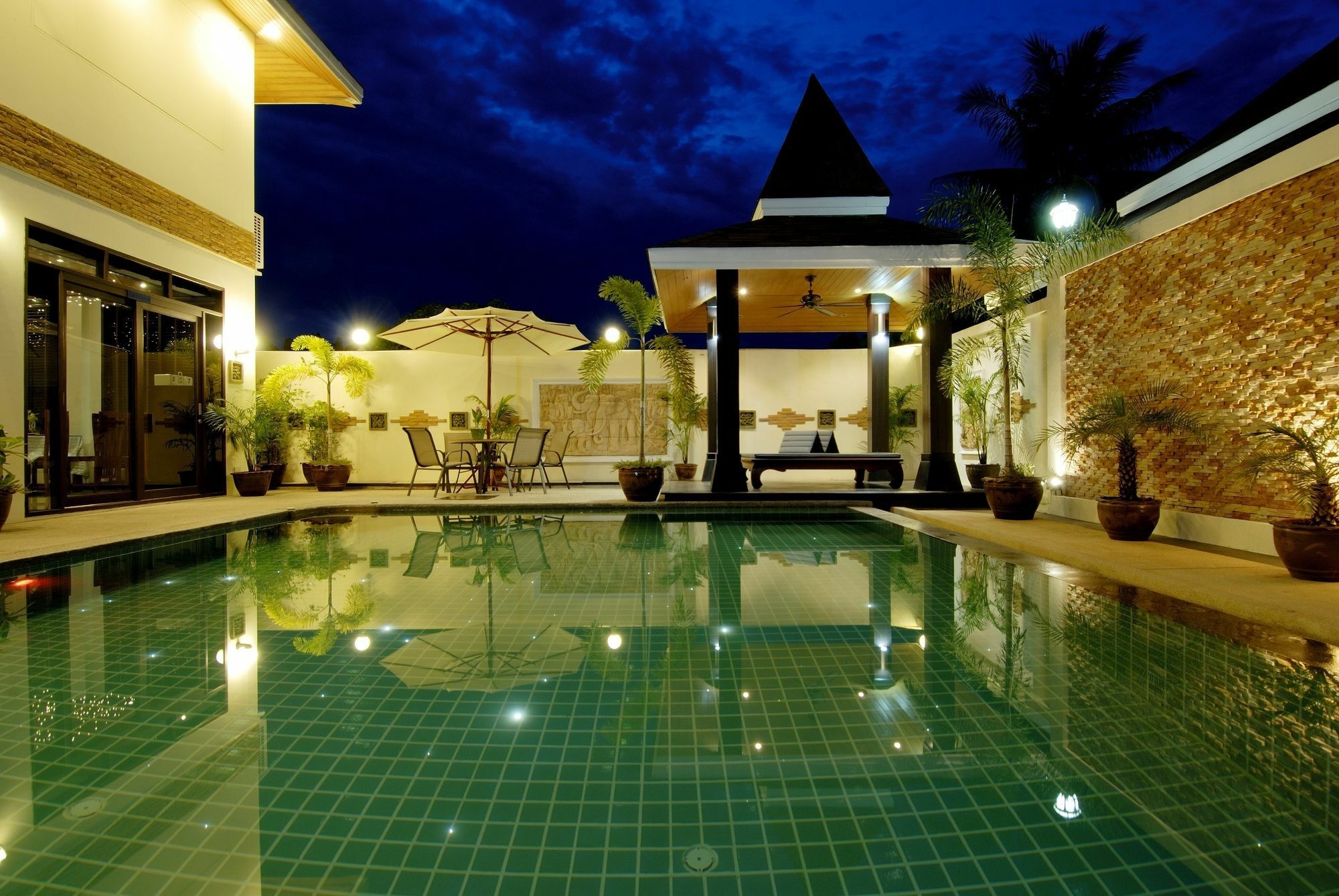 The Iris Pool Villa Rawai Extérieur photo