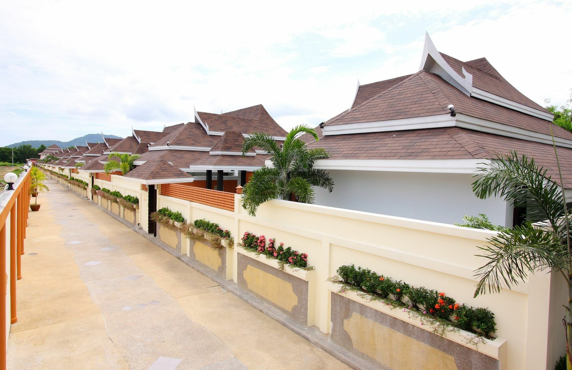 The Iris Pool Villa Rawai Extérieur photo